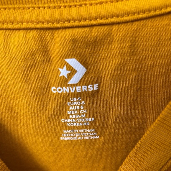 Converse t-shirt EUC (small) - Picture 4 of 4